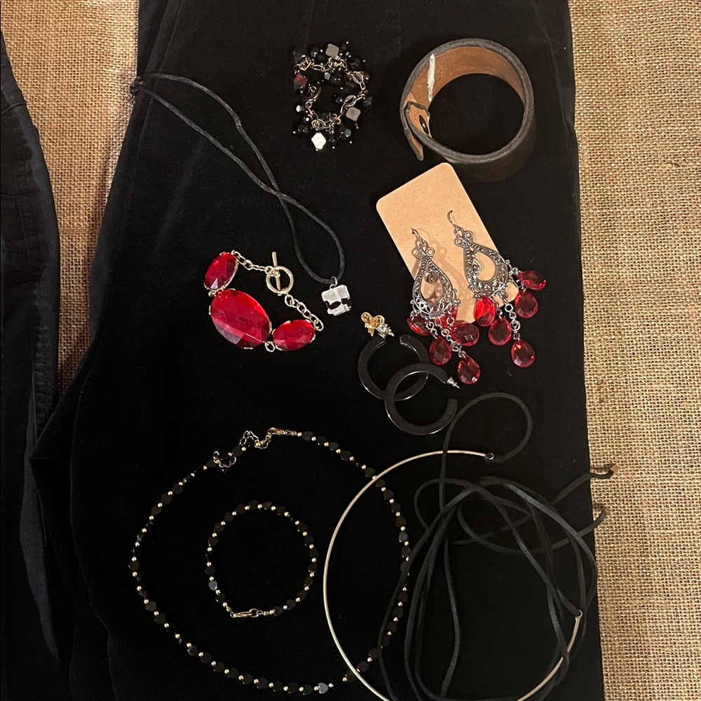 Whimsigoth Starter Kit Red Velvet Top and Camisole Outfit Bundle 14 items - Picture 2 of 4